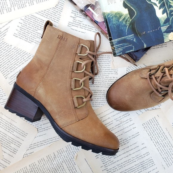 sorel cate waterproof lace up boot